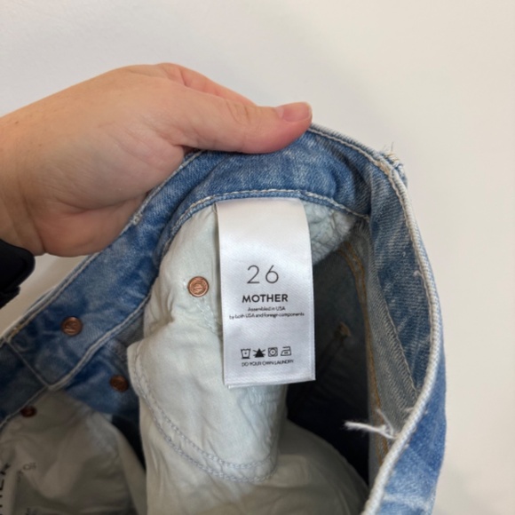 MOTHER The Tripper Cutoff Fray Denim Shorts | Size 26 - Picture 9 of 10